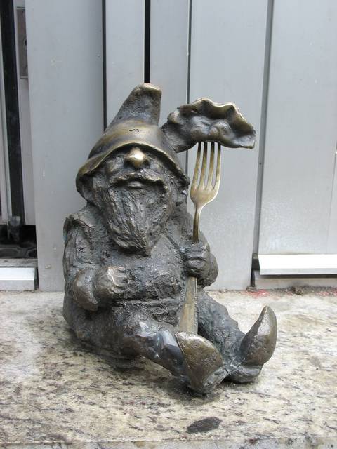 Pierogi-eating gnome statue, Wrocław