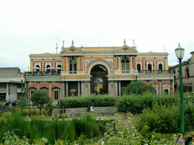 Pasaje Enrique in Parque Central