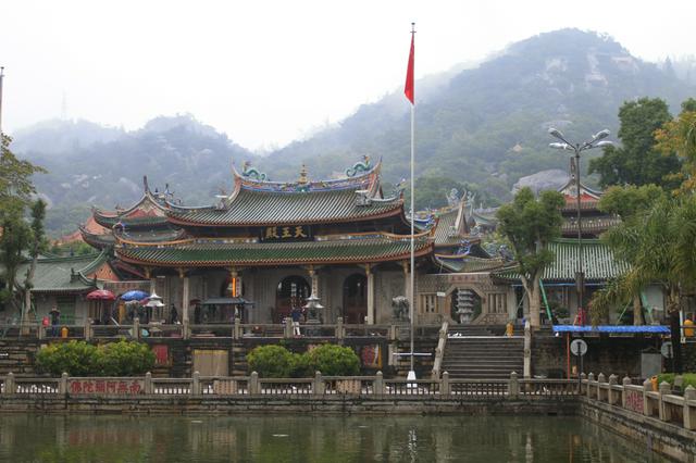 Nanputuo Temple