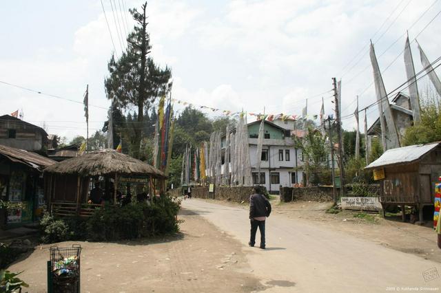 The main street in Yuksom