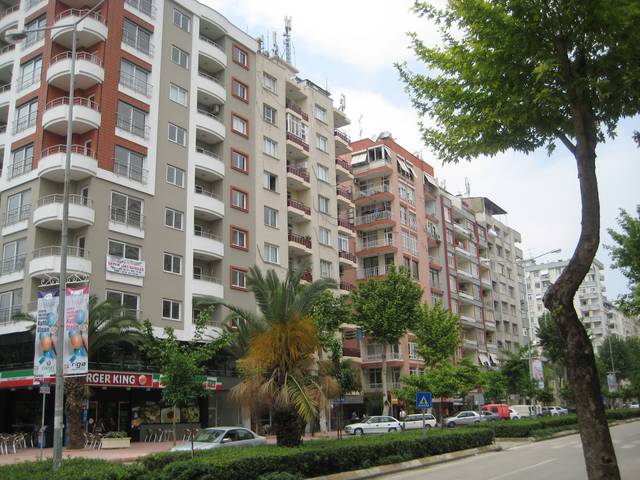 Ziyapaşa Caddesi in central Adana