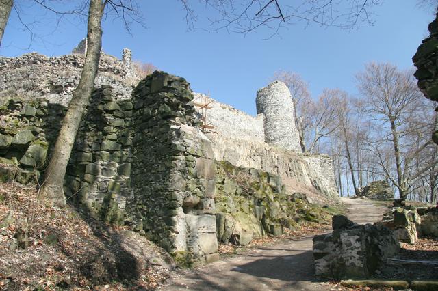 Kumburk castle ruin