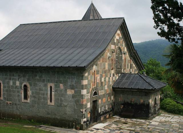 Shemokmedi monastery