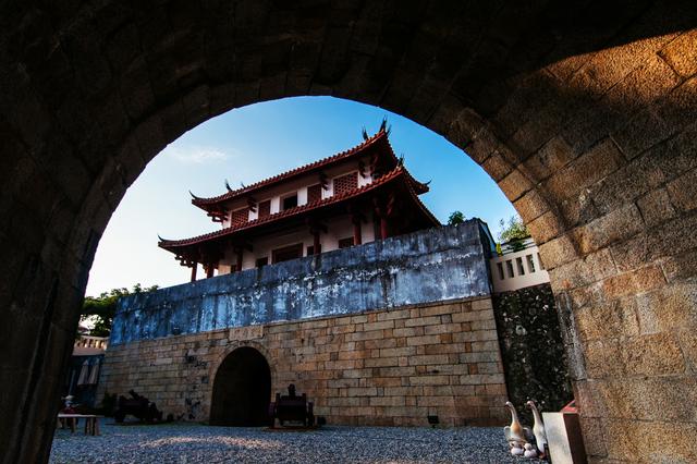 The Great South Gate, a remnant of old city walls