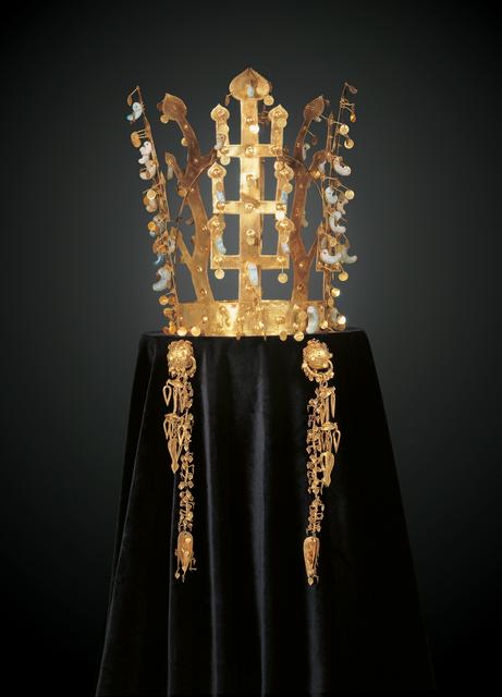 The gold crown from Seobongchong Tumulus, one of the Silla crowns