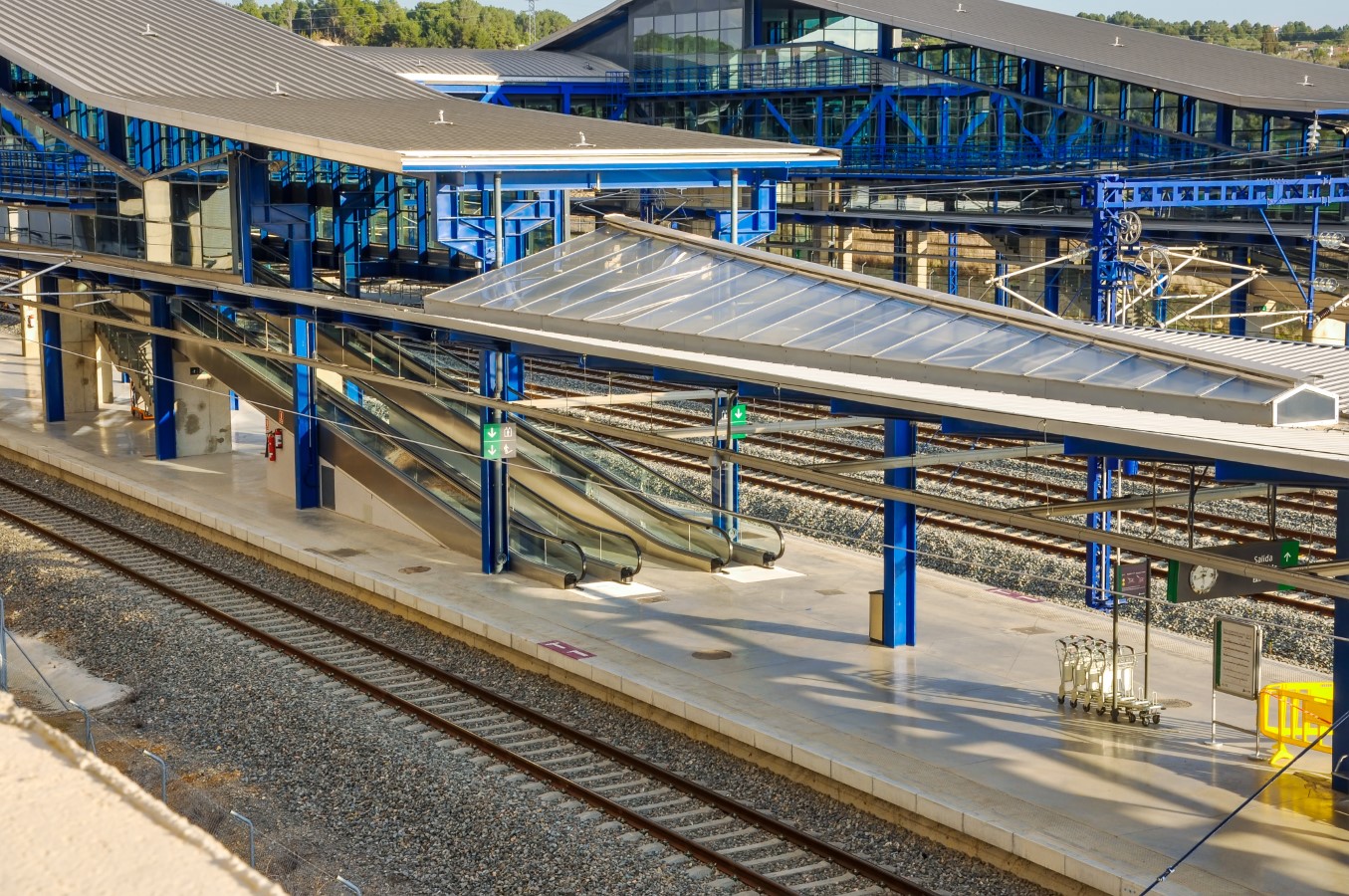 station interior photo