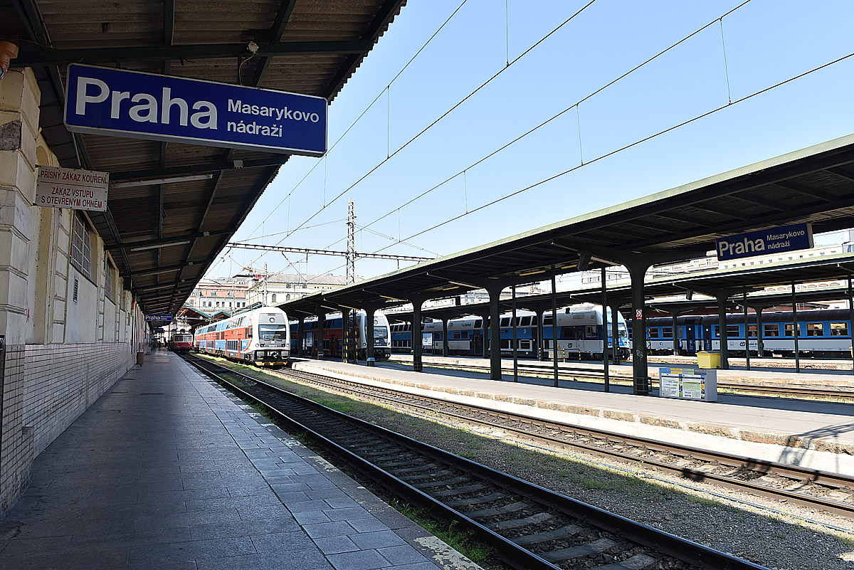 station interior photo