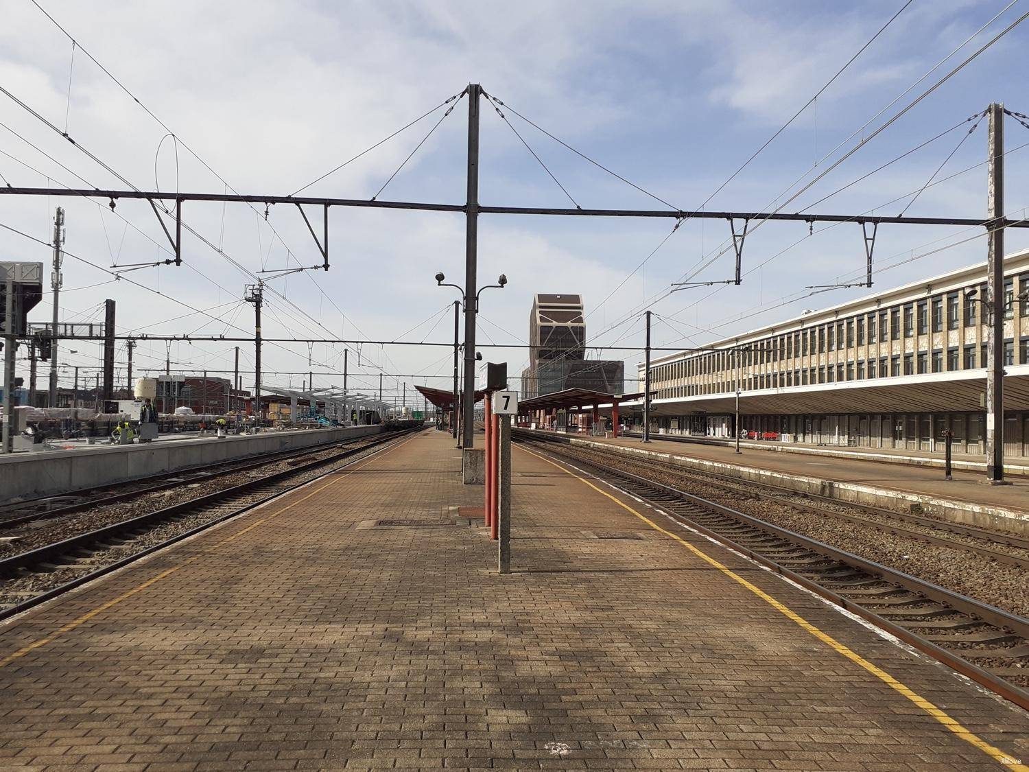 station interior photo