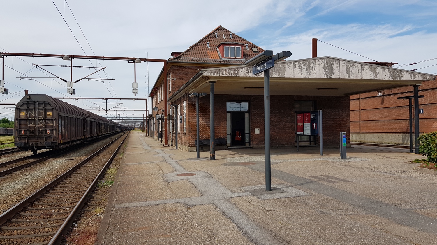station interior photo