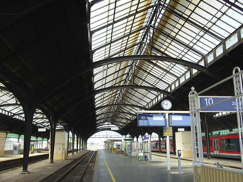 station interior photo