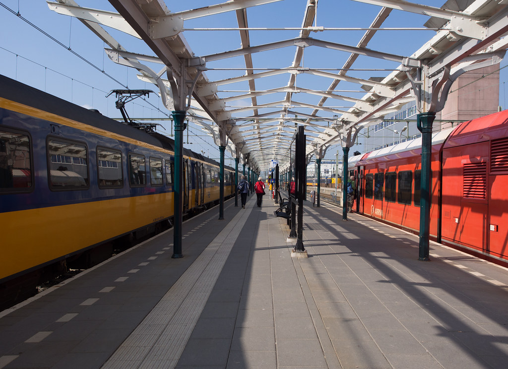 station interior photo