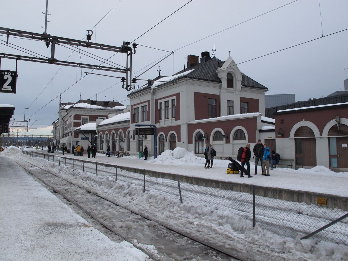 station interior photo