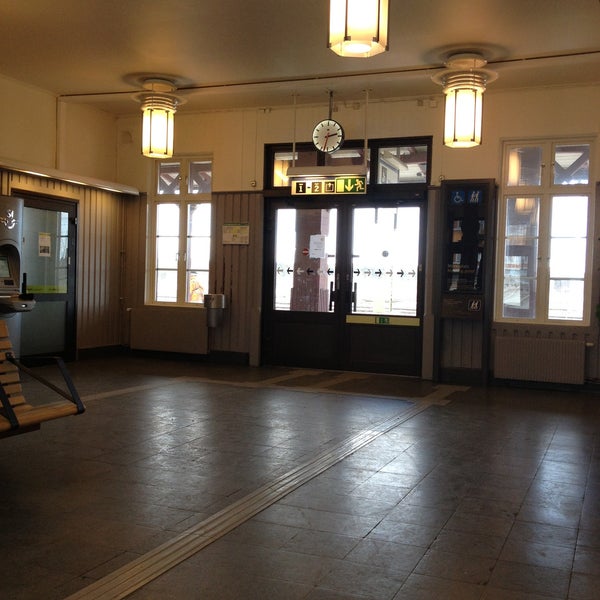 station interior photo