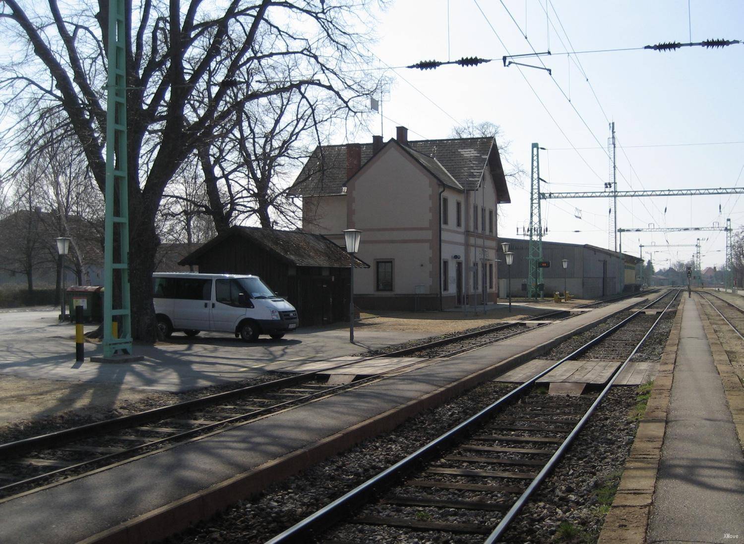 station interior photo