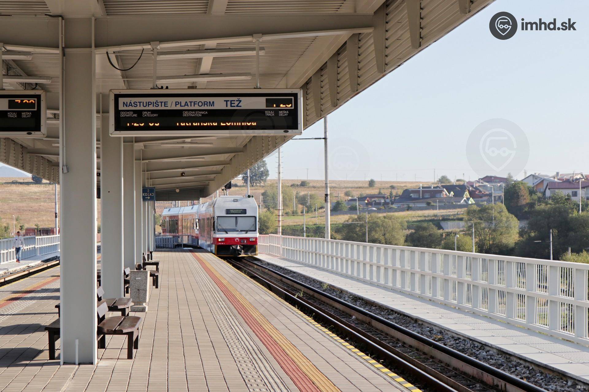 station interior photo
