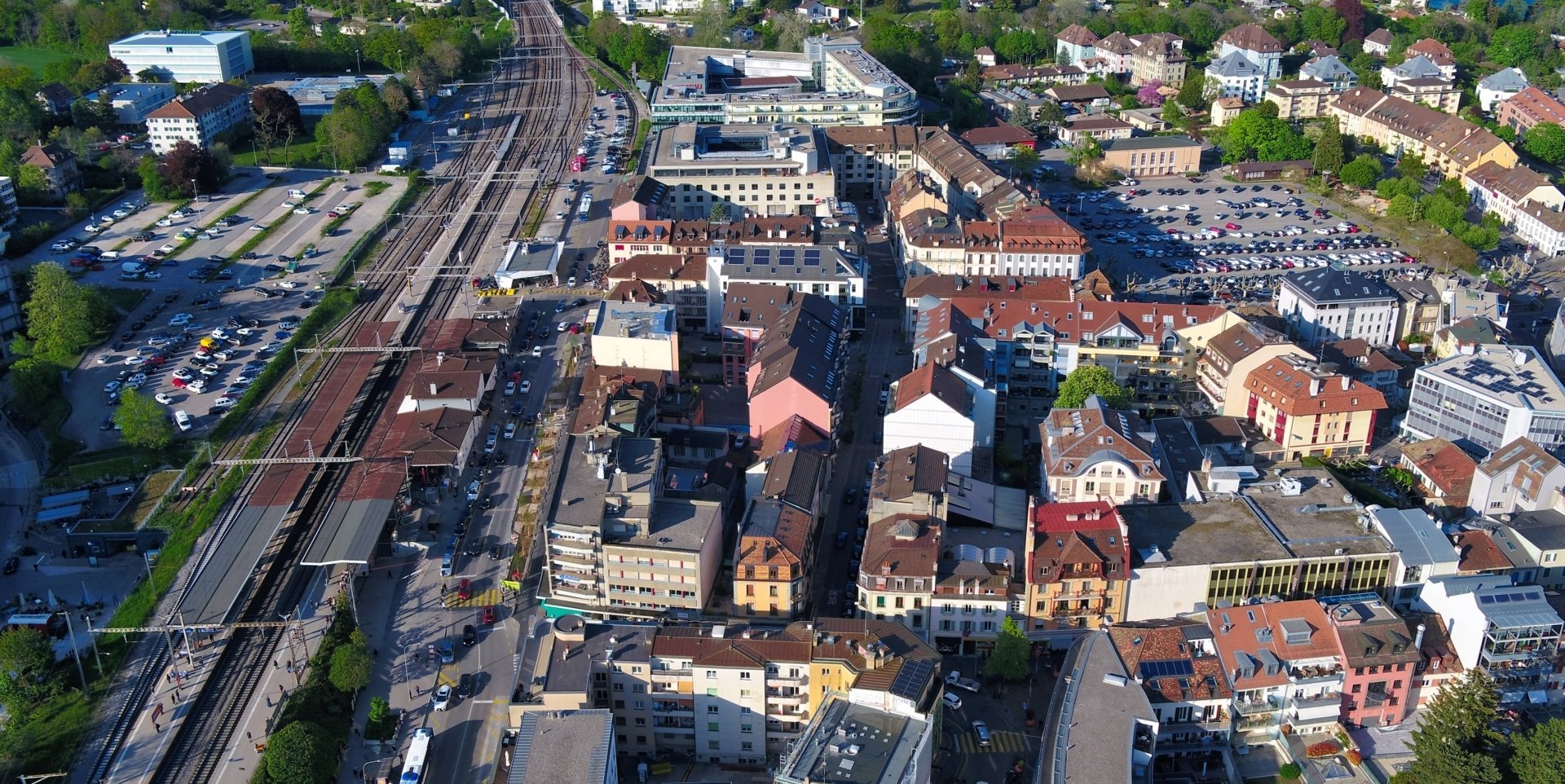 station interior photo