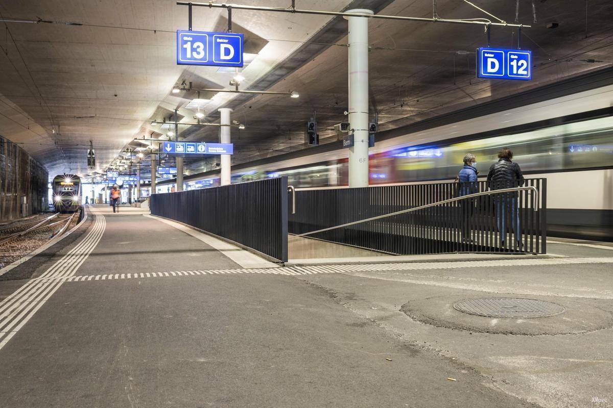 station interior photo