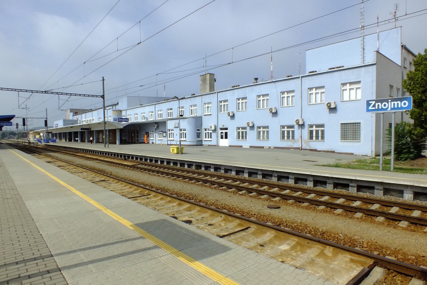 station interior photo