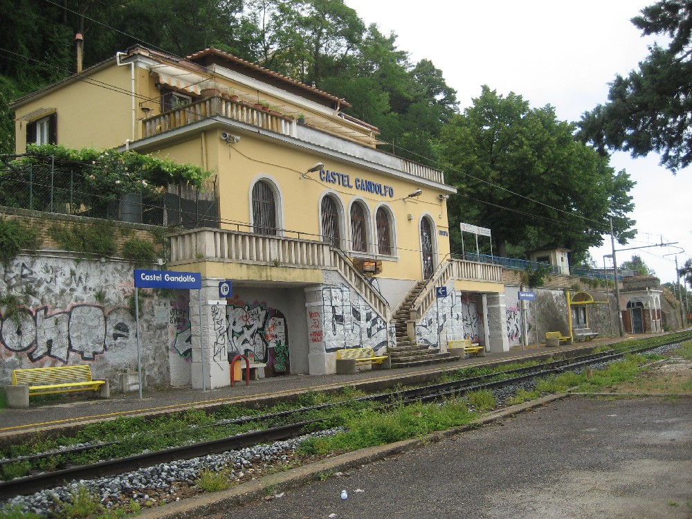 station interior photo