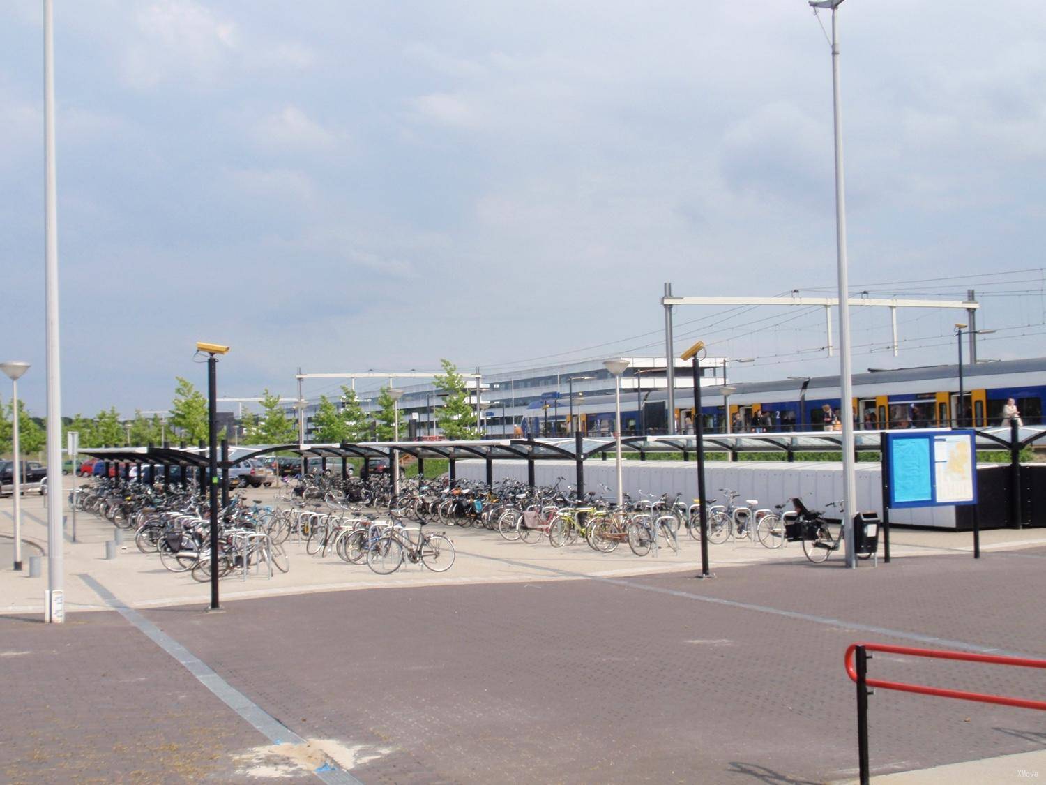 station interior photo