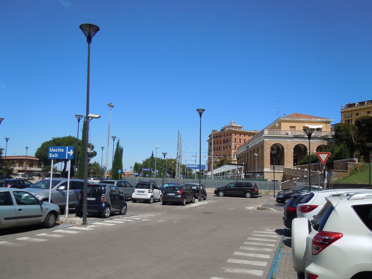station interior photo