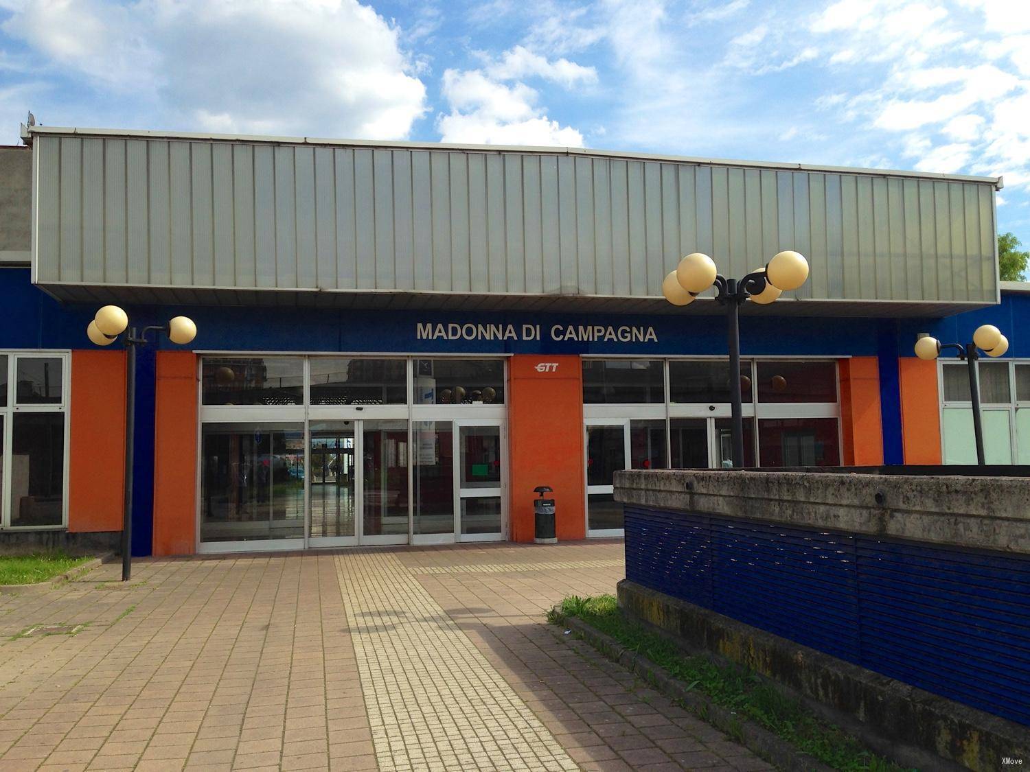 station interior photo