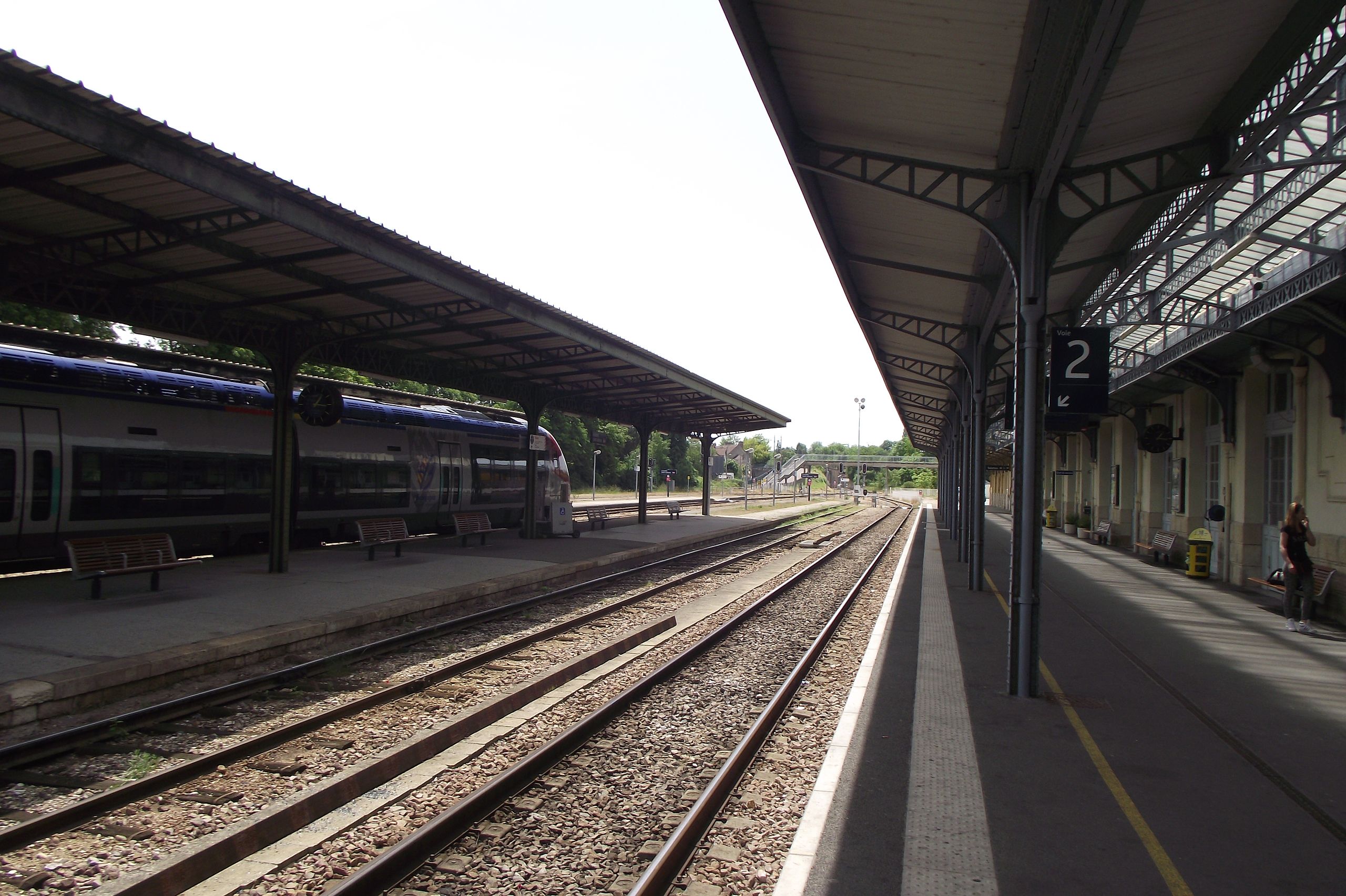 station interior photo