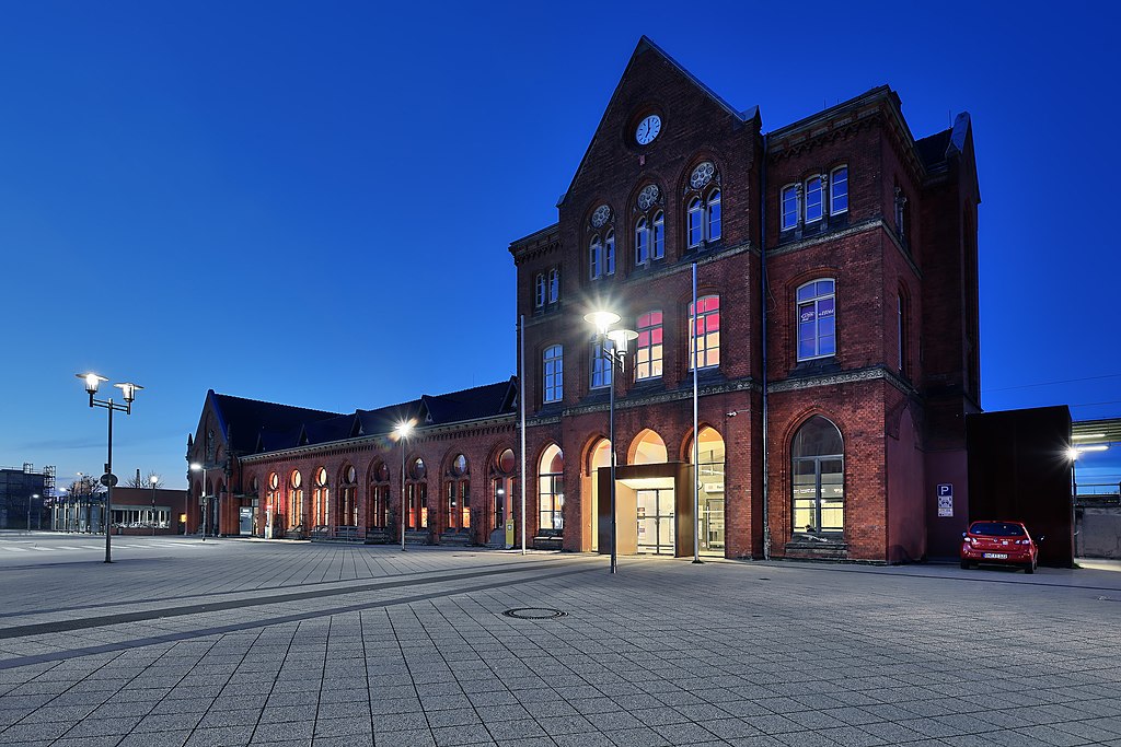 station interior photo