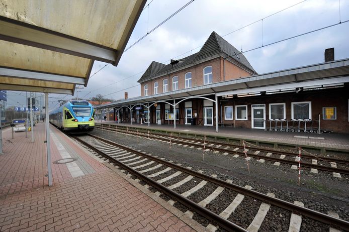 station interior photo