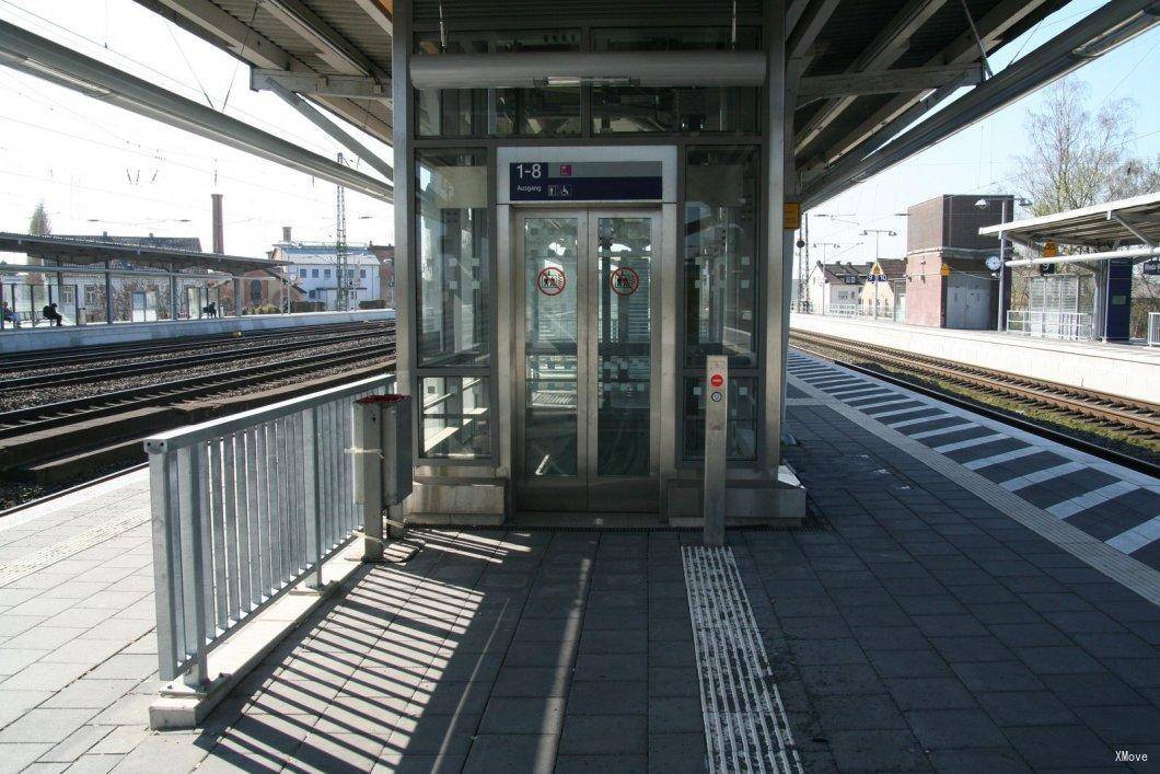 station interior photo