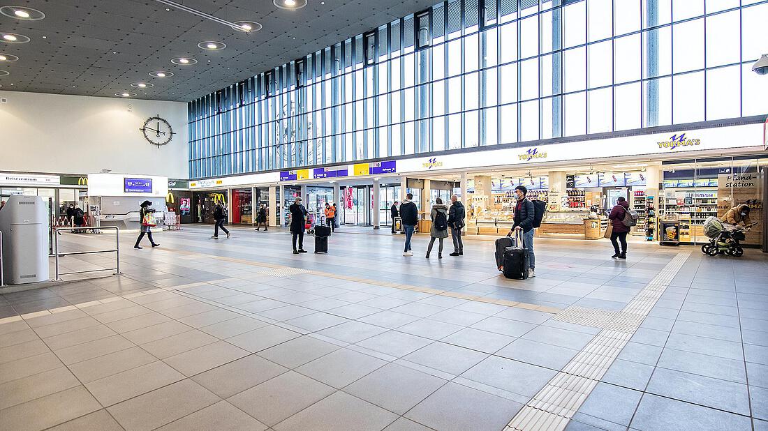 station interior photo