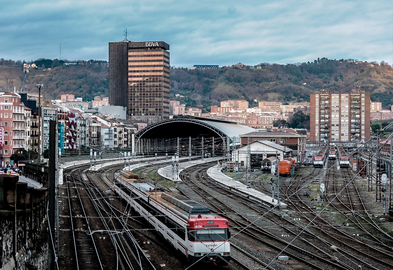 station interior photo