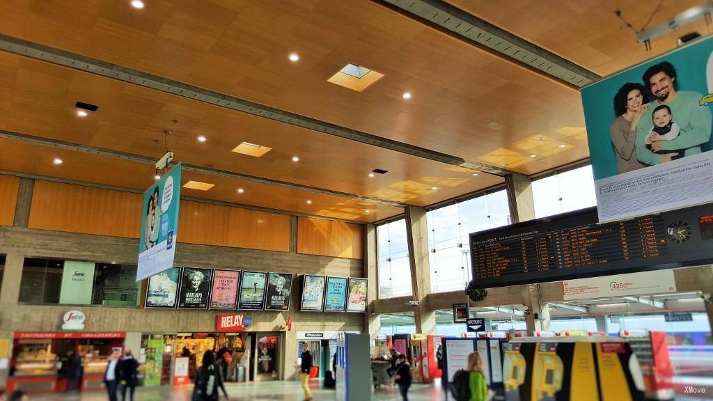 station interior photo