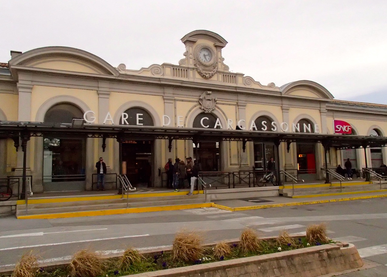 station interior photo