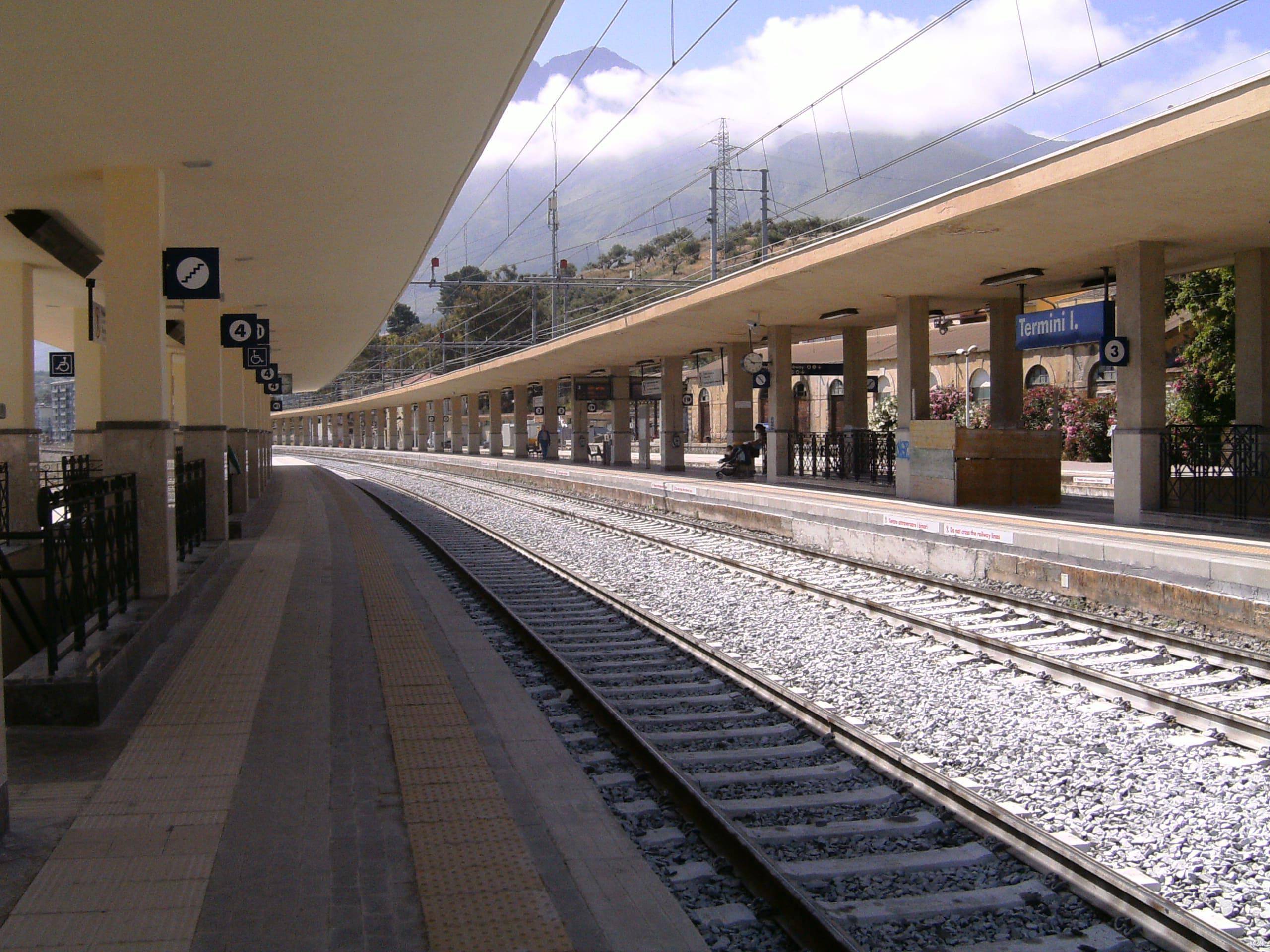 station interior photo
