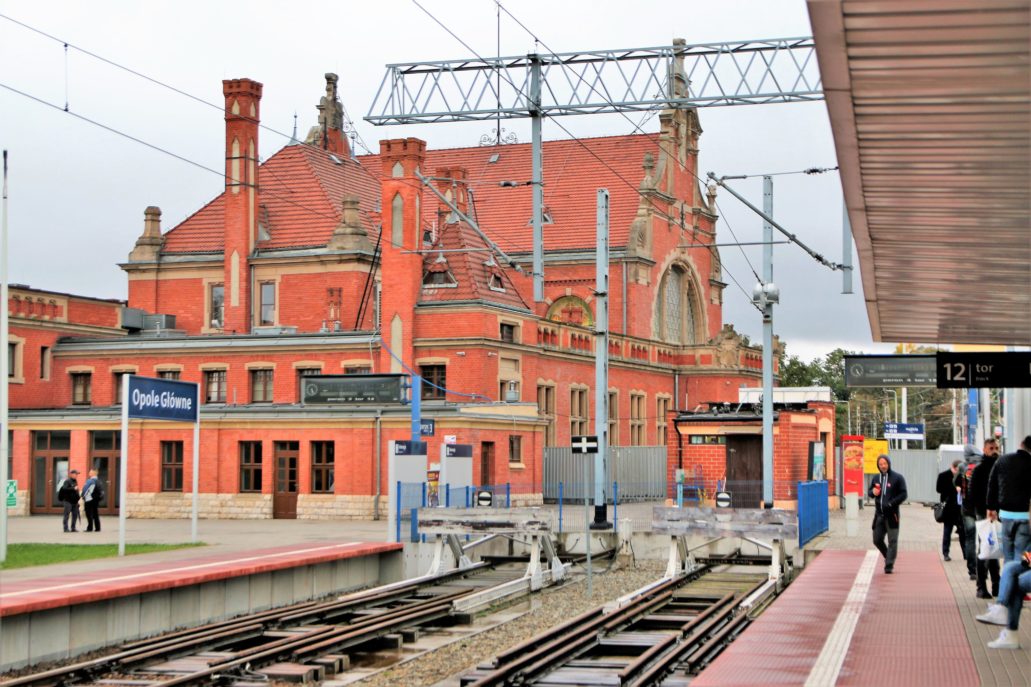 station interior photo