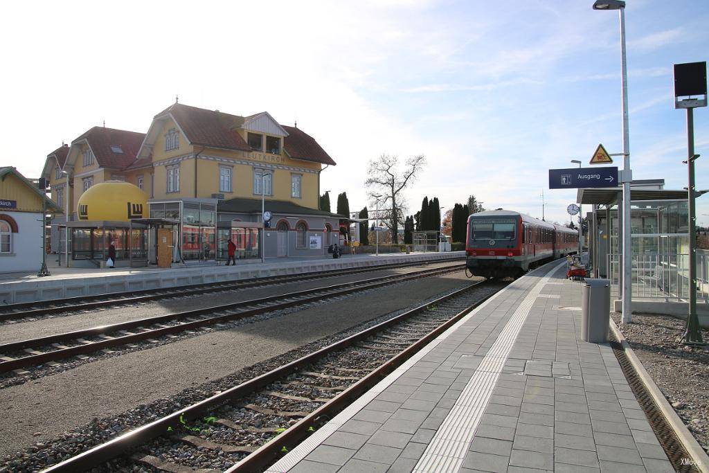 station interior photo