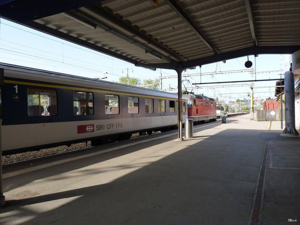 station interior photo