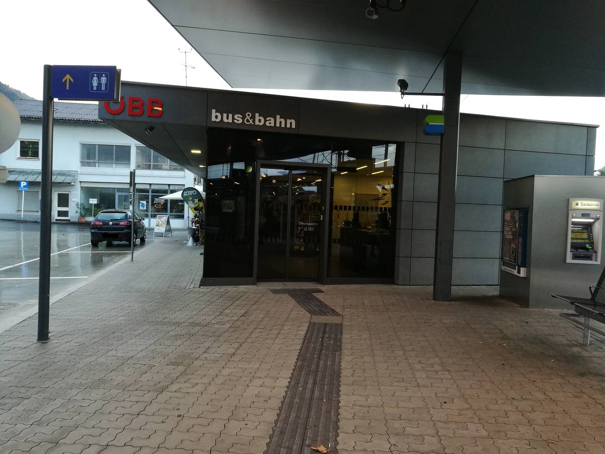 station interior photo