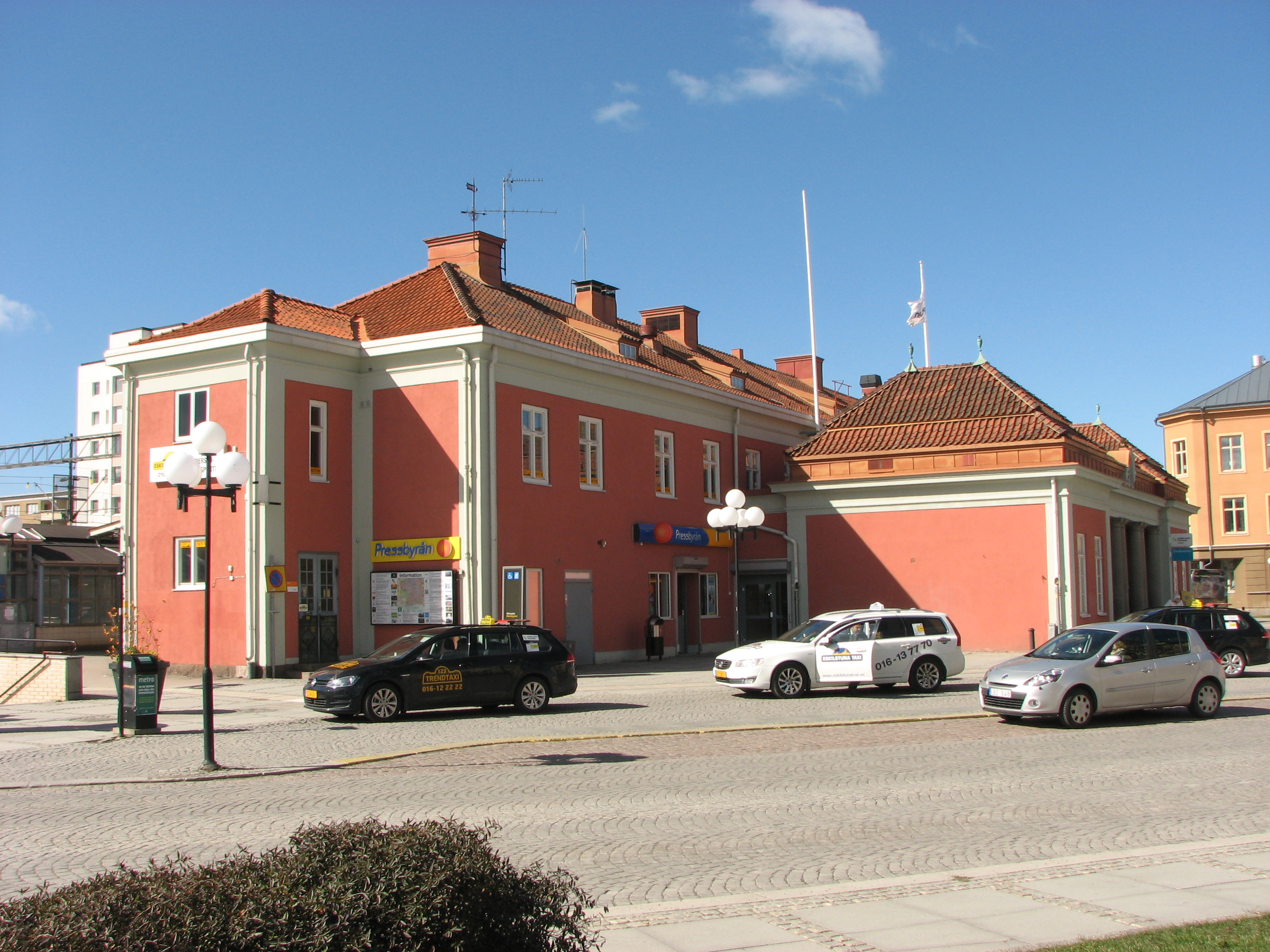 station interior photo