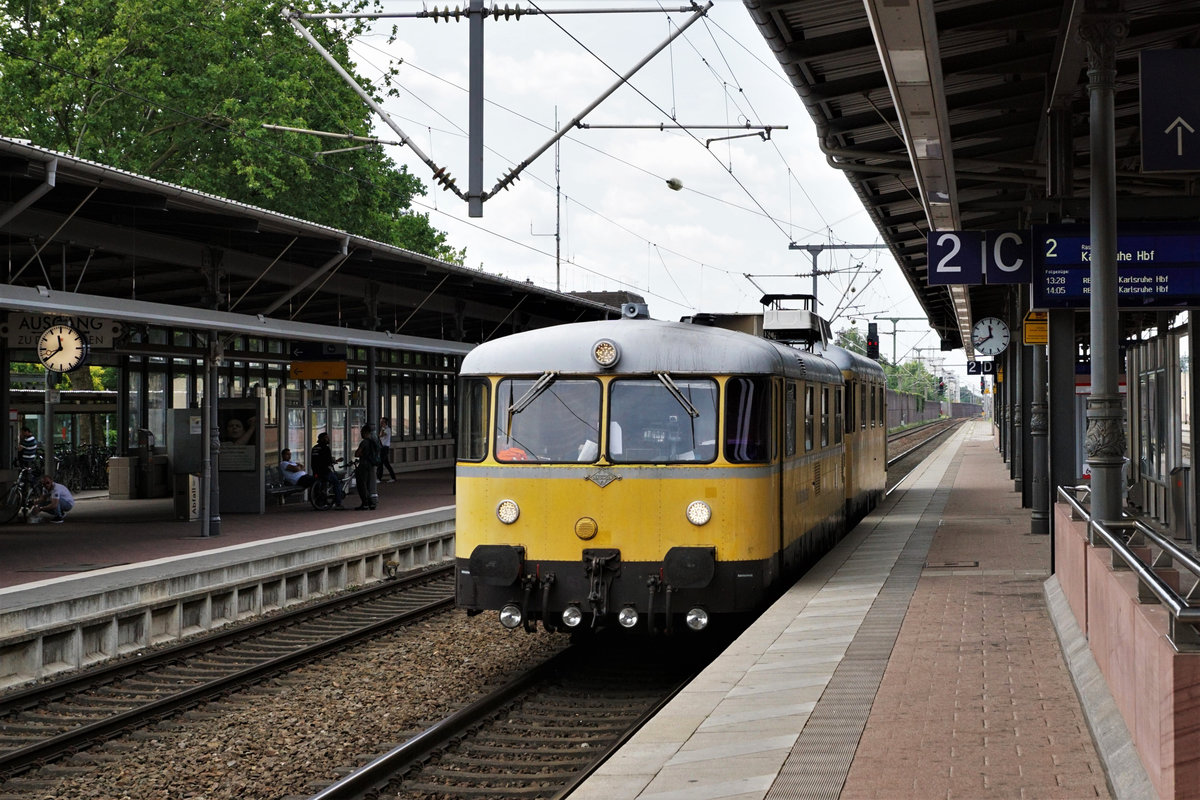 station interior photo
