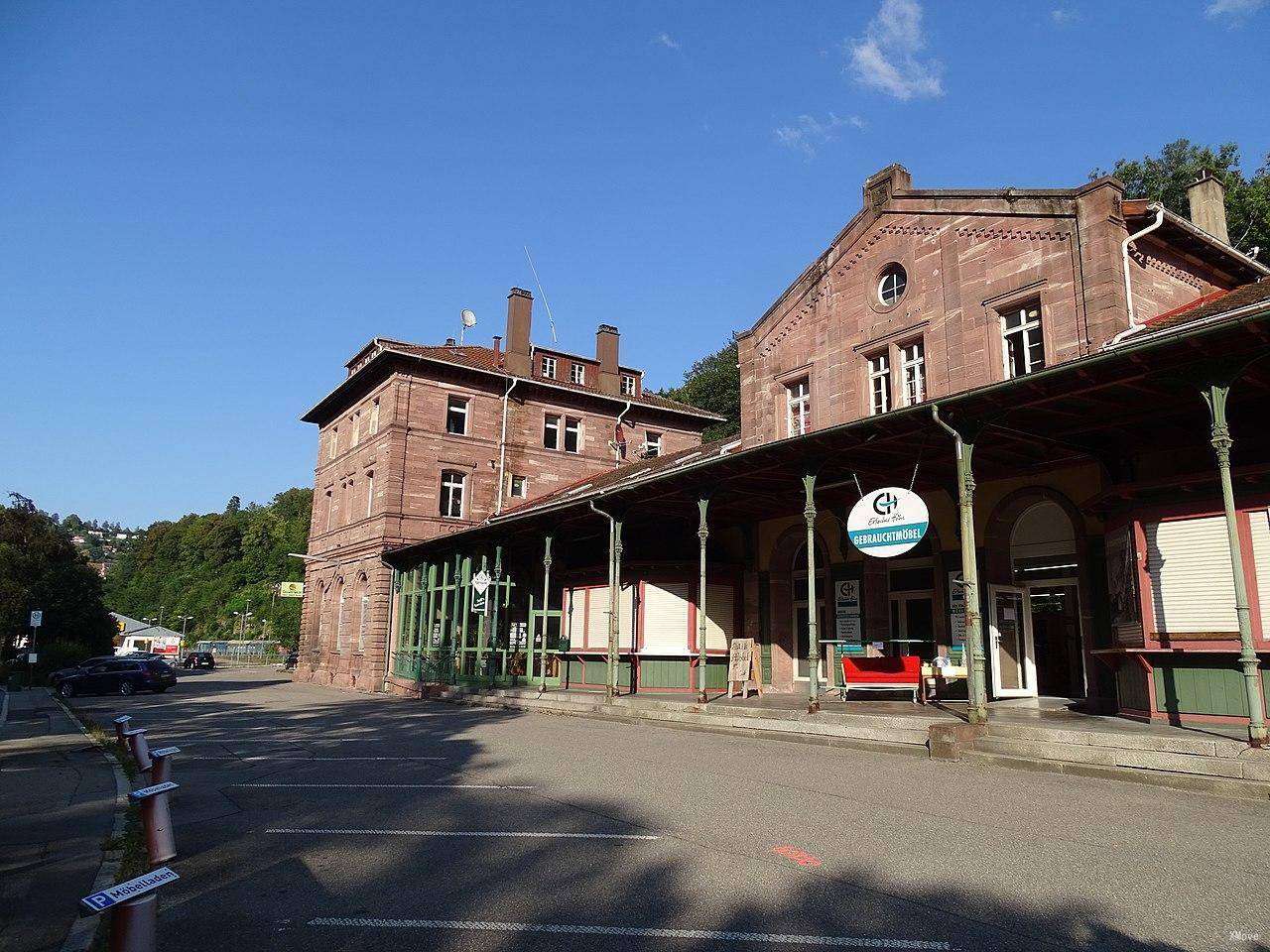 station interior photo