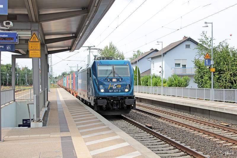 station interior photo