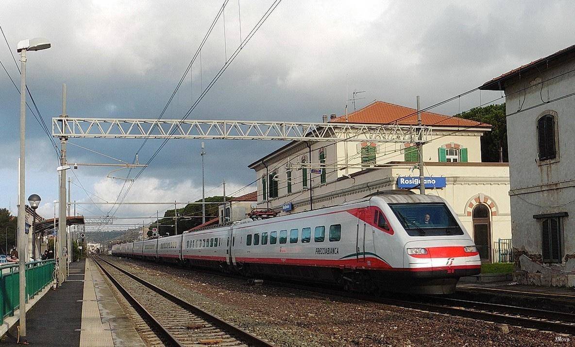 station interior photo