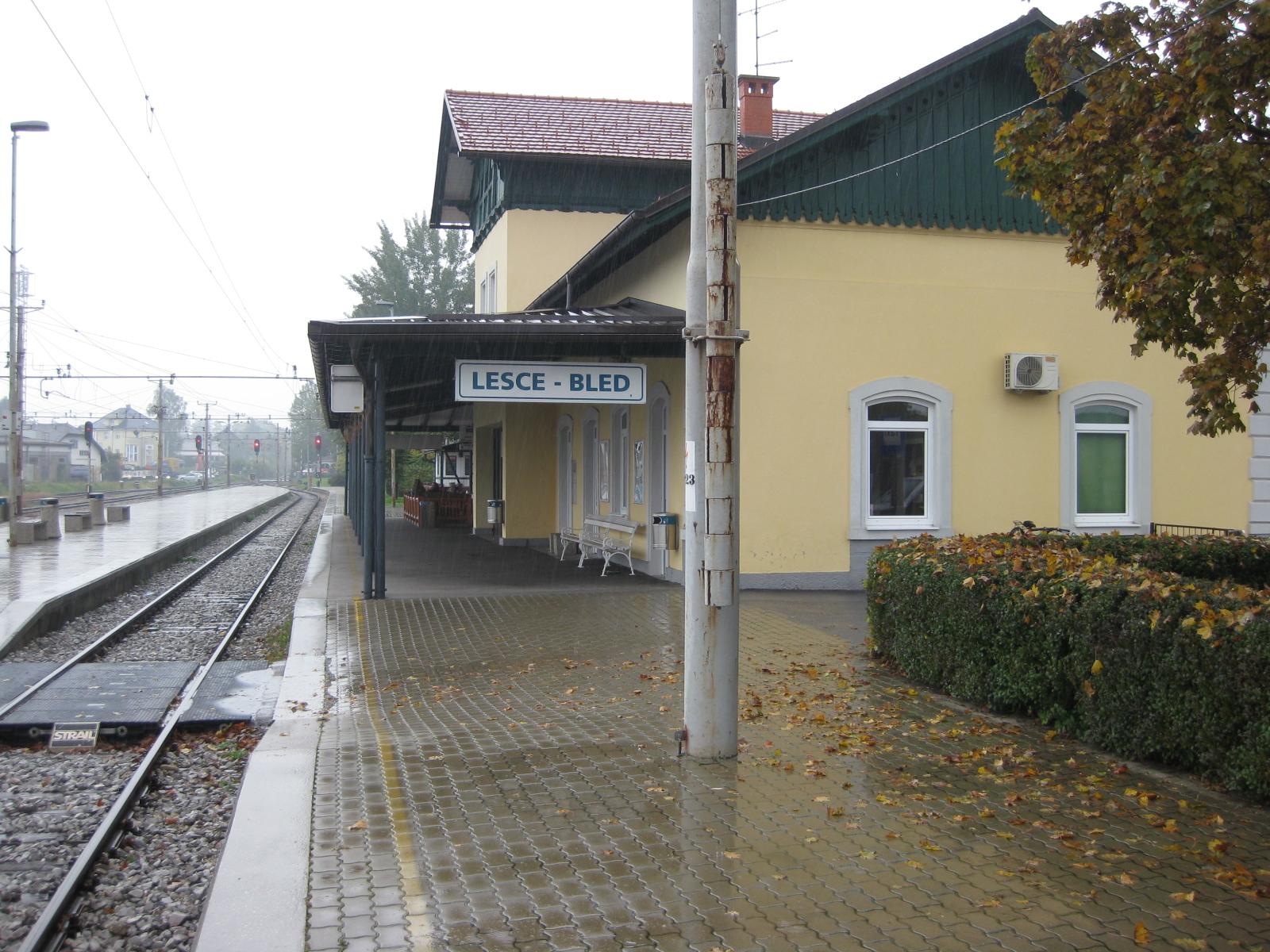 station interior photo
