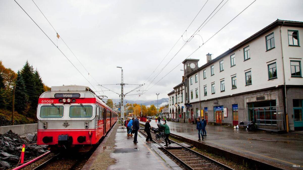 station interior photo