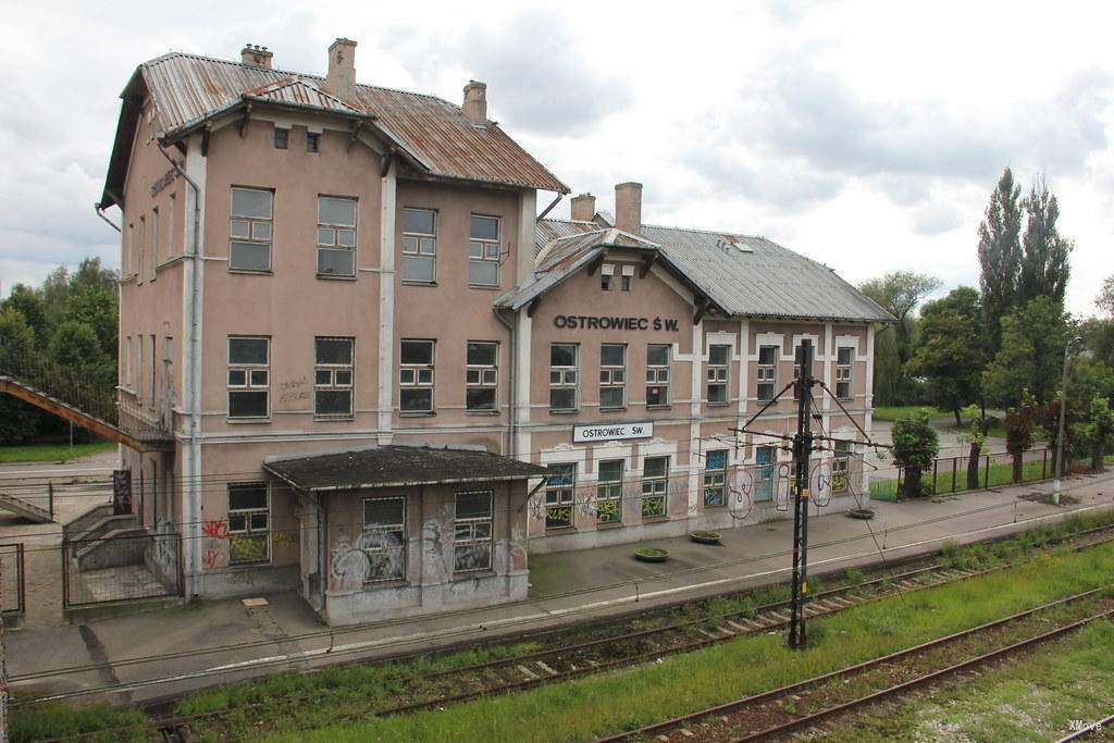 station interior photo