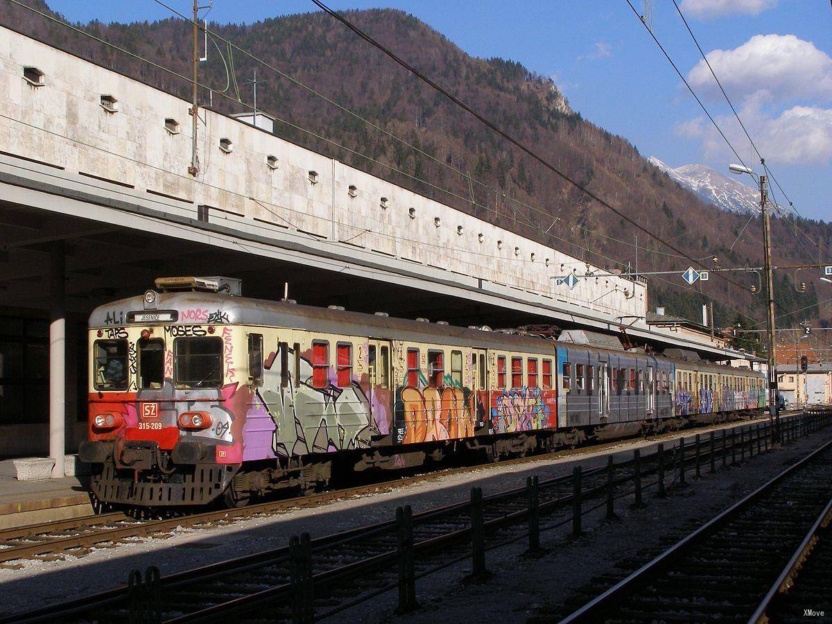 station interior photo