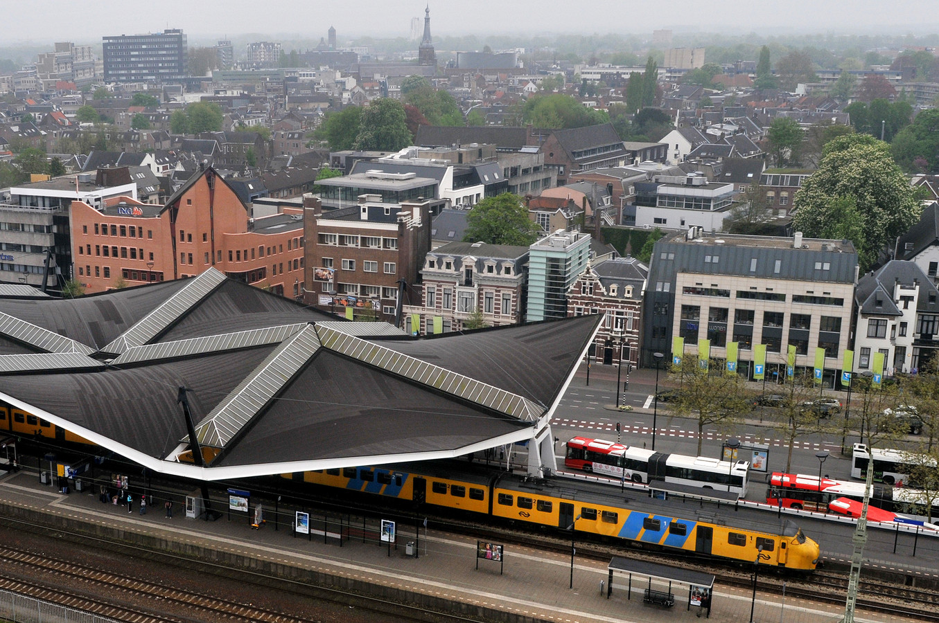 station interior photo