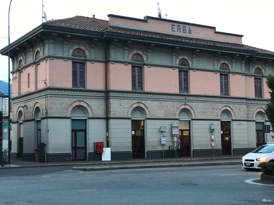 station interior photo